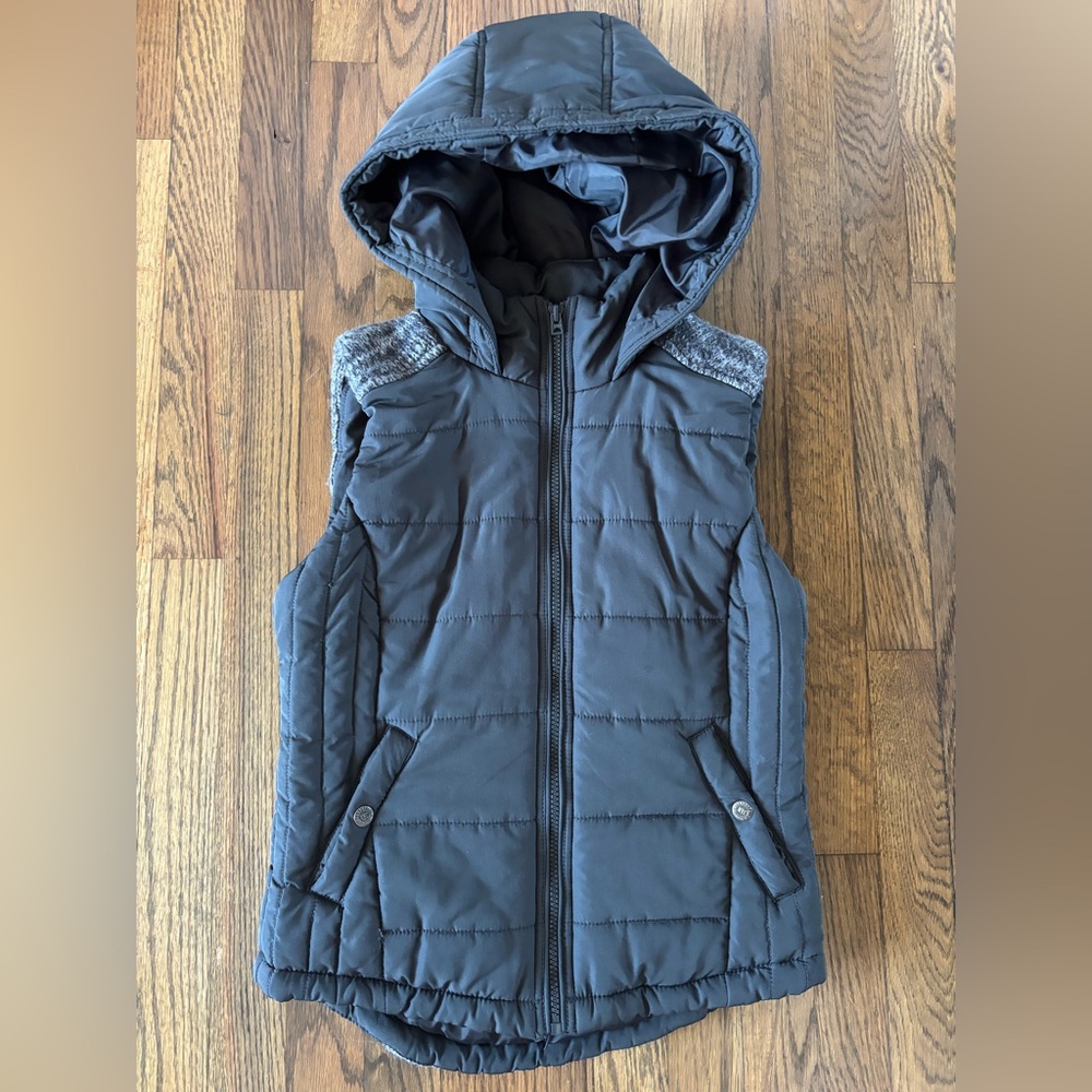 Aeropostale Puffer Vest  Hooded Size S